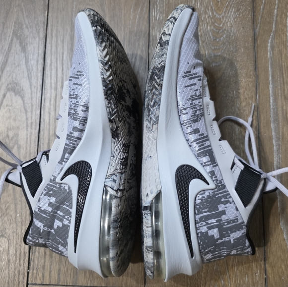 Nike Air Max Infuriate 2 Mid, Men's Size 9.5 - Picture 5 of 9